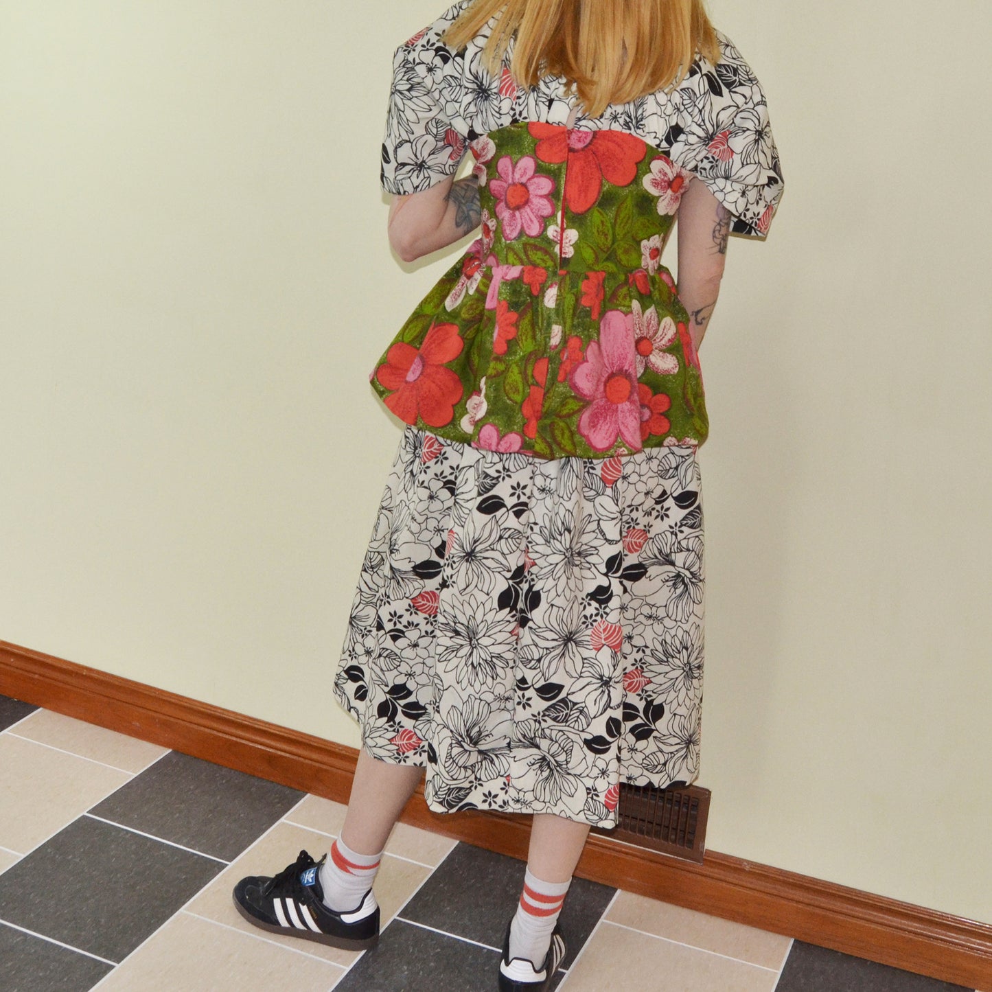 floral contrast peplum dress L