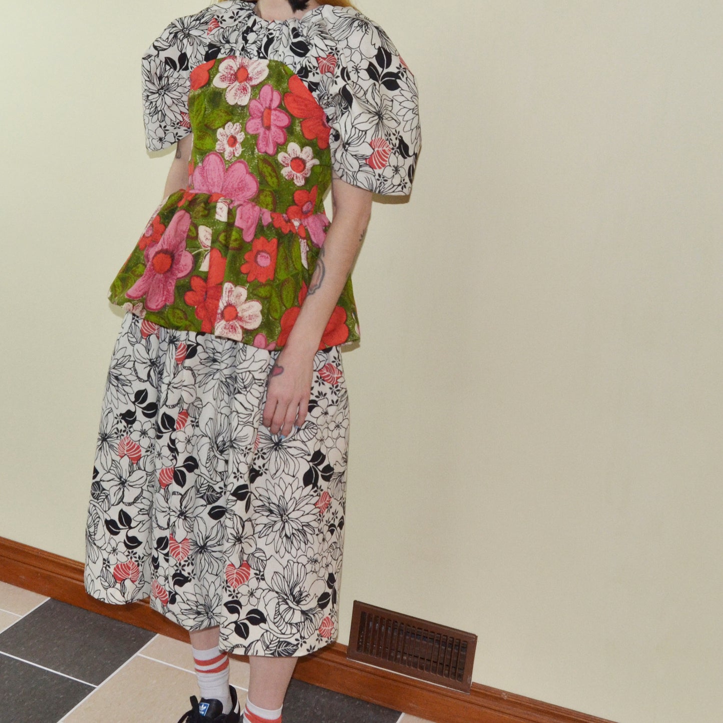 floral contrast peplum dress L