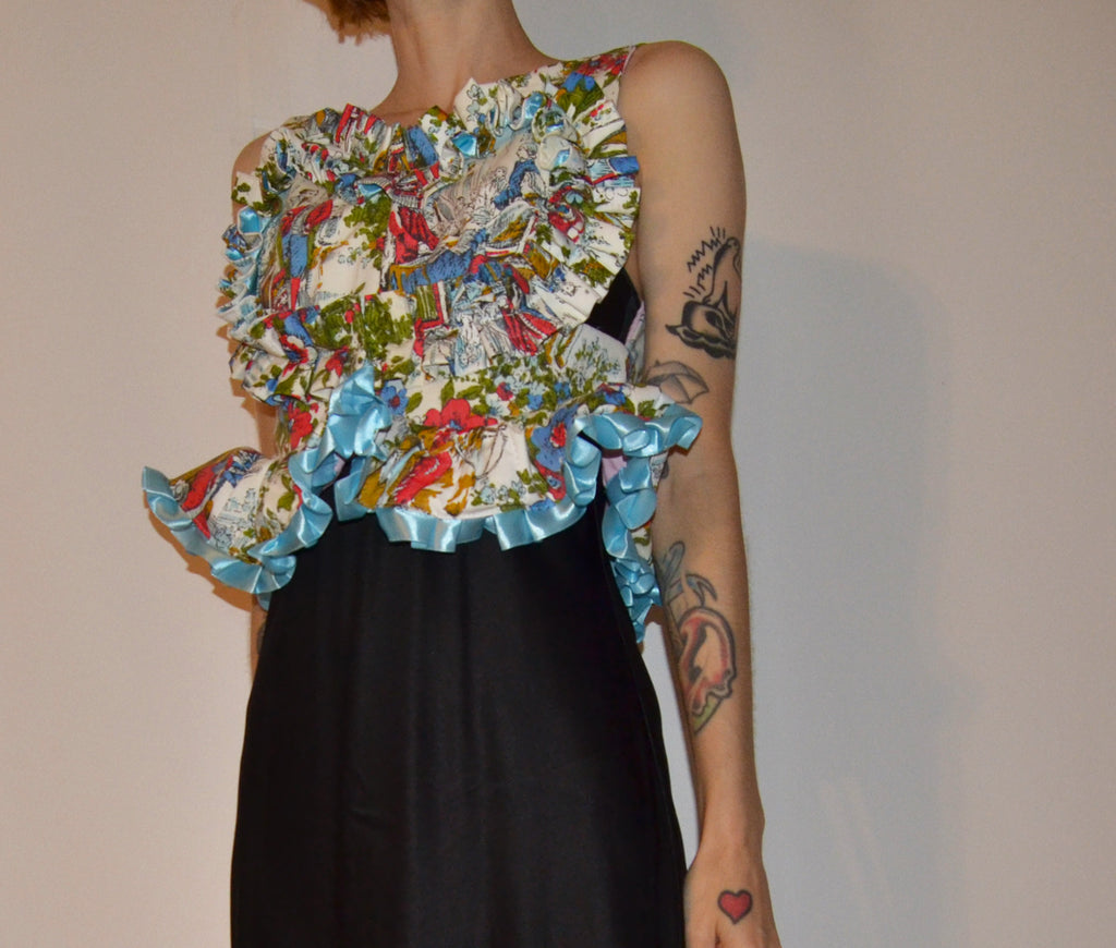 ruffle heart toile blouse OS