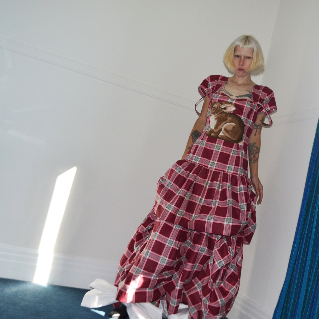 gathered gown w bunny, size 10