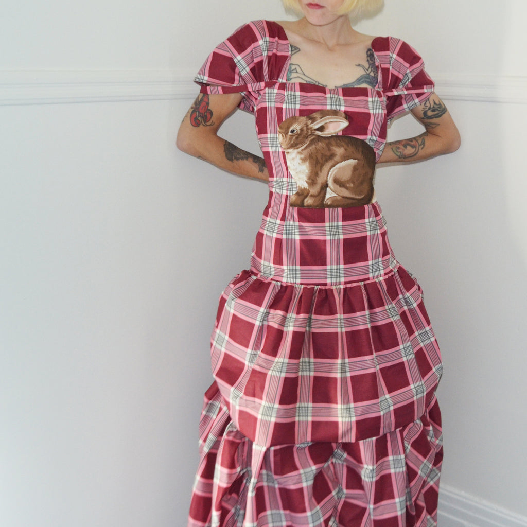 gathered gown w bunny, size 10